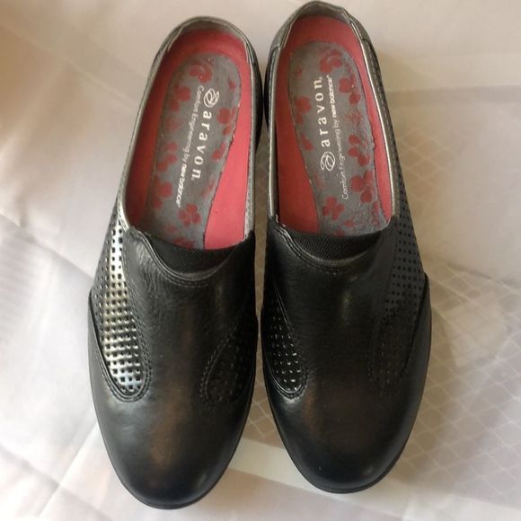 ARAVON By New Balance Women's Black Leather Slip on Shoes Mules size 6 - Picture 5 of 7